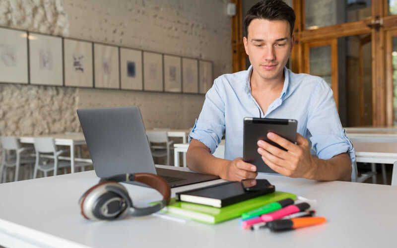 Aprendizado interativo: benefícios da locação de tablets na educação