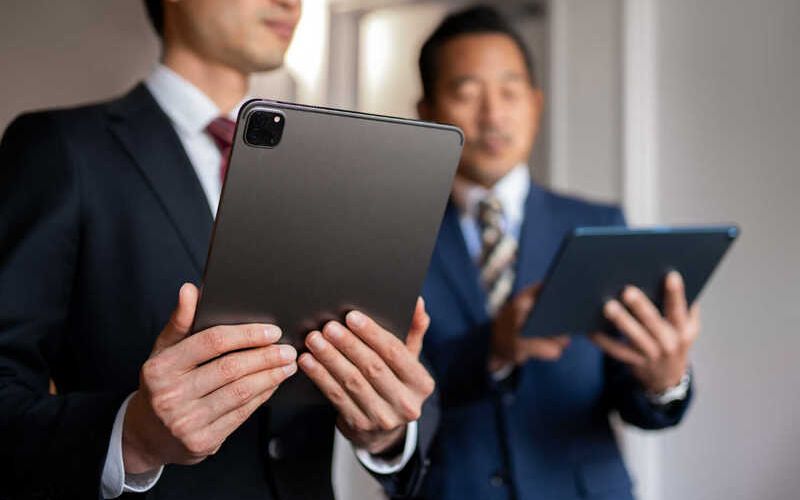 Aluguel de tablet para empresas: como funciona na prática